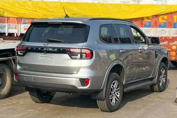 New Ford Endeavour Everest in Indian Road 